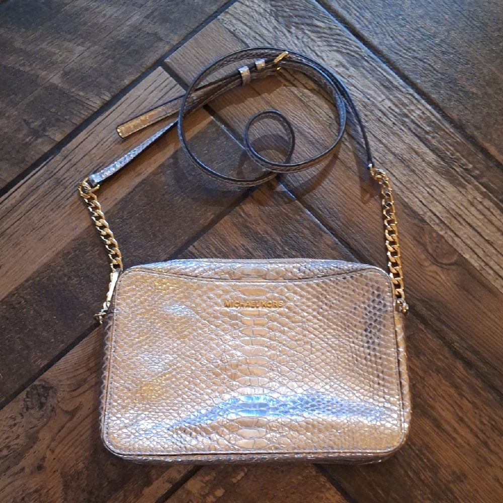 Michael Kors Metallic Jet Set Crossbody Bag with Gold Chain